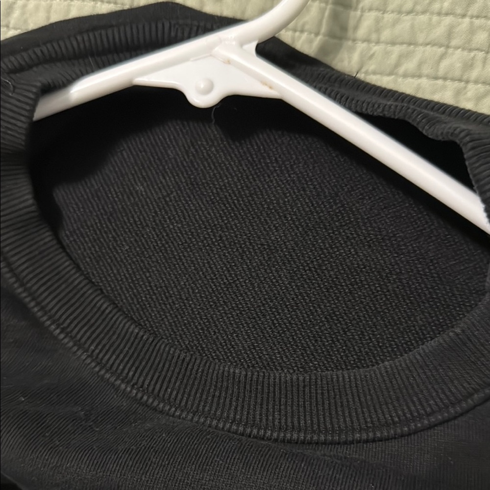 Monat Women's Black Cropped Sweatshirt - Picture 8 of 8